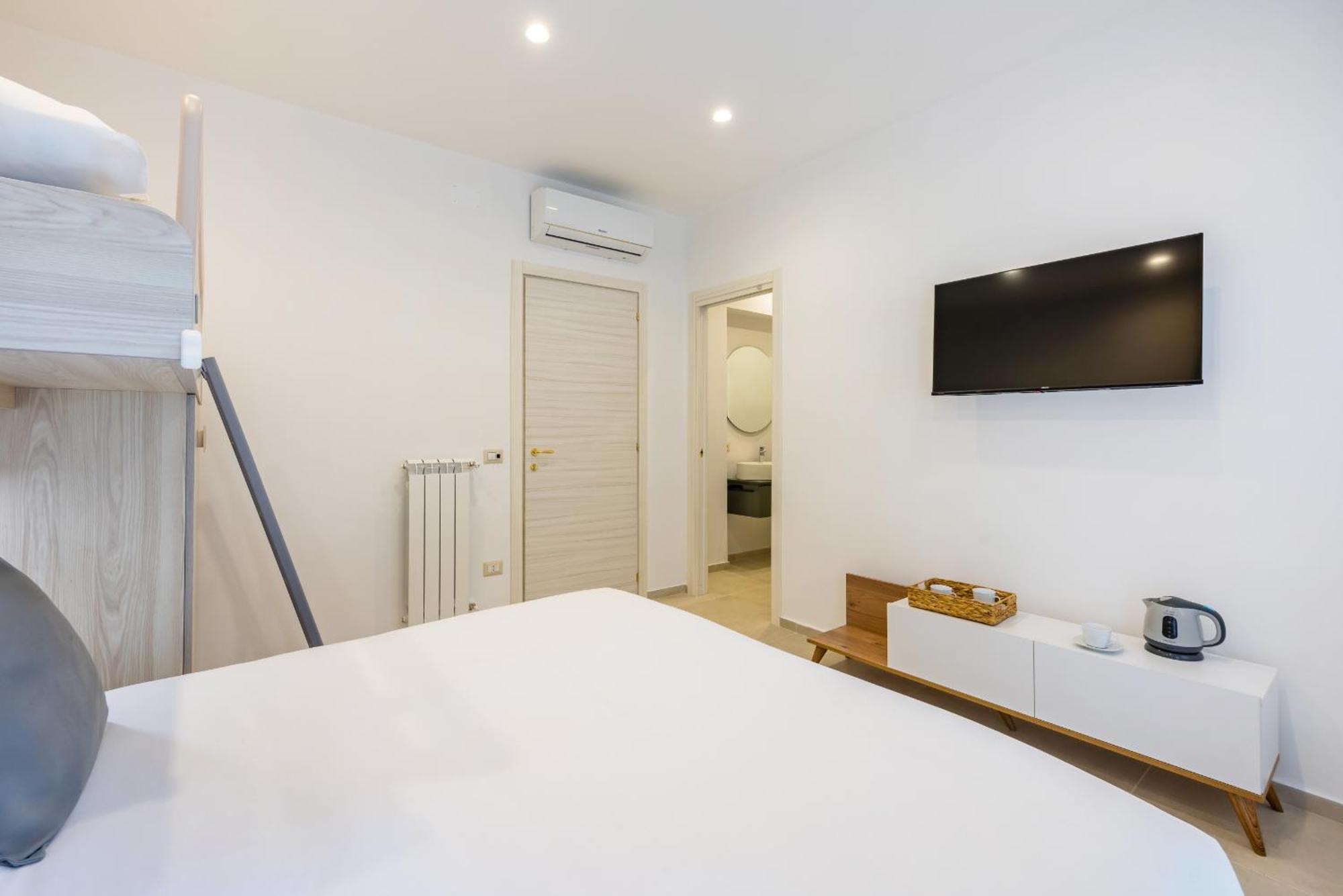 Montesanto View Rooms By Wonderful Italy Naples Exterior photo