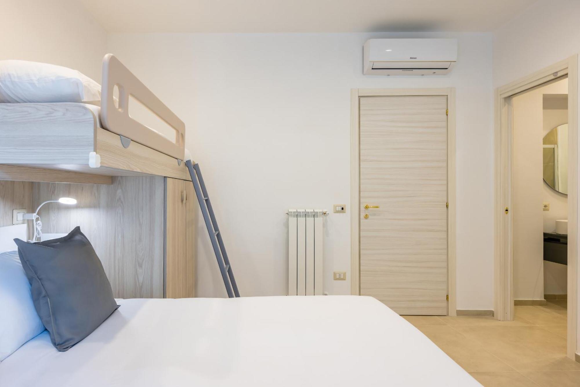 Montesanto View Rooms By Wonderful Italy Naples Exterior photo