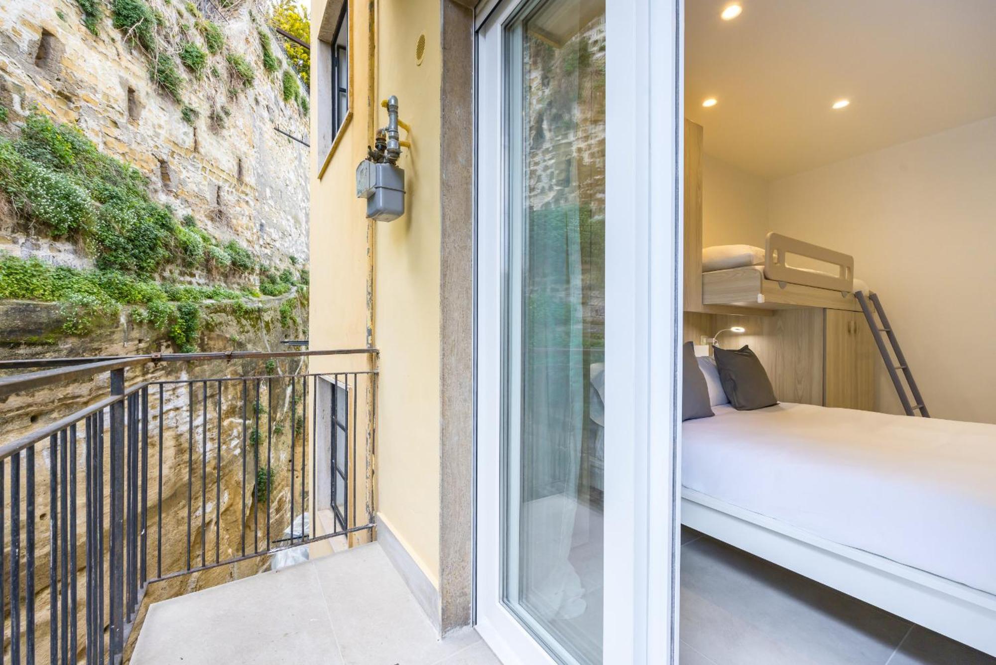 Montesanto View Rooms By Wonderful Italy Naples Exterior photo